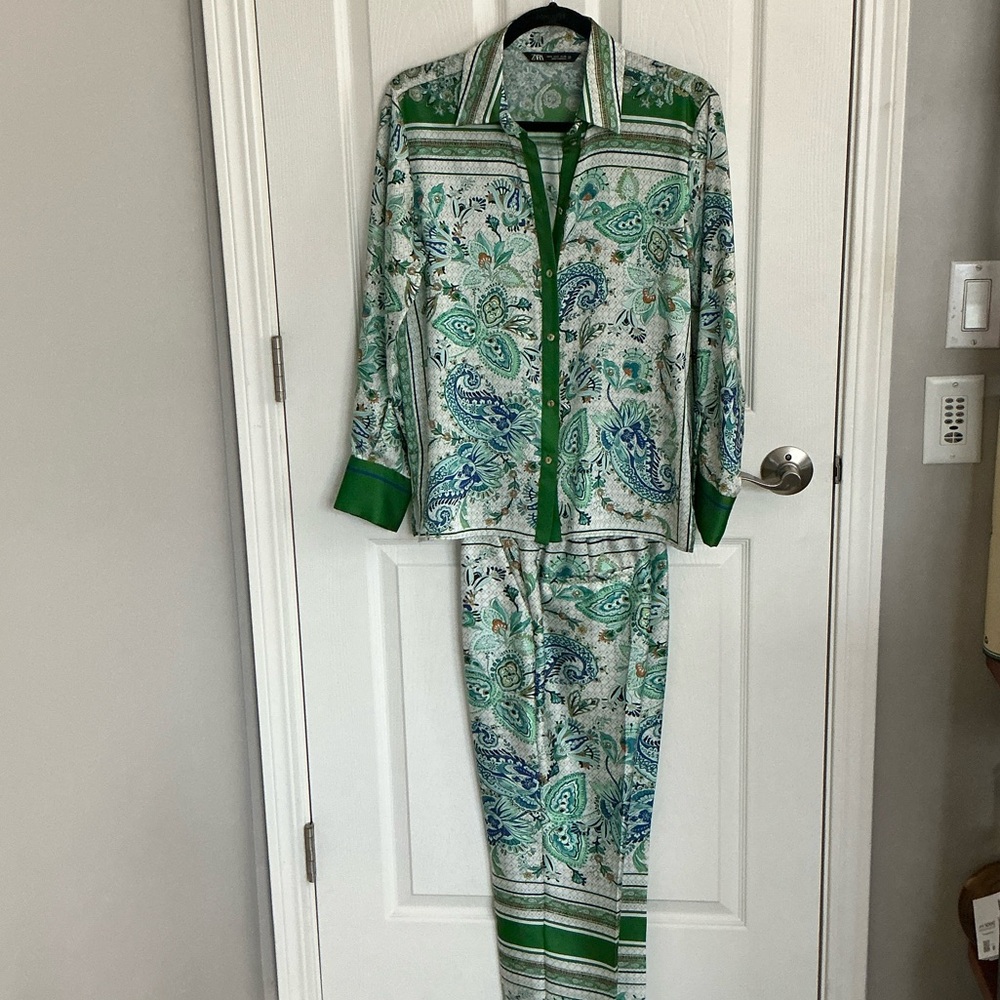 Zara Green and Blue Paisley Shirt